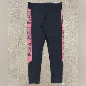 NWT Victoria Secret PINK Ultimate legging Size Large black/pink